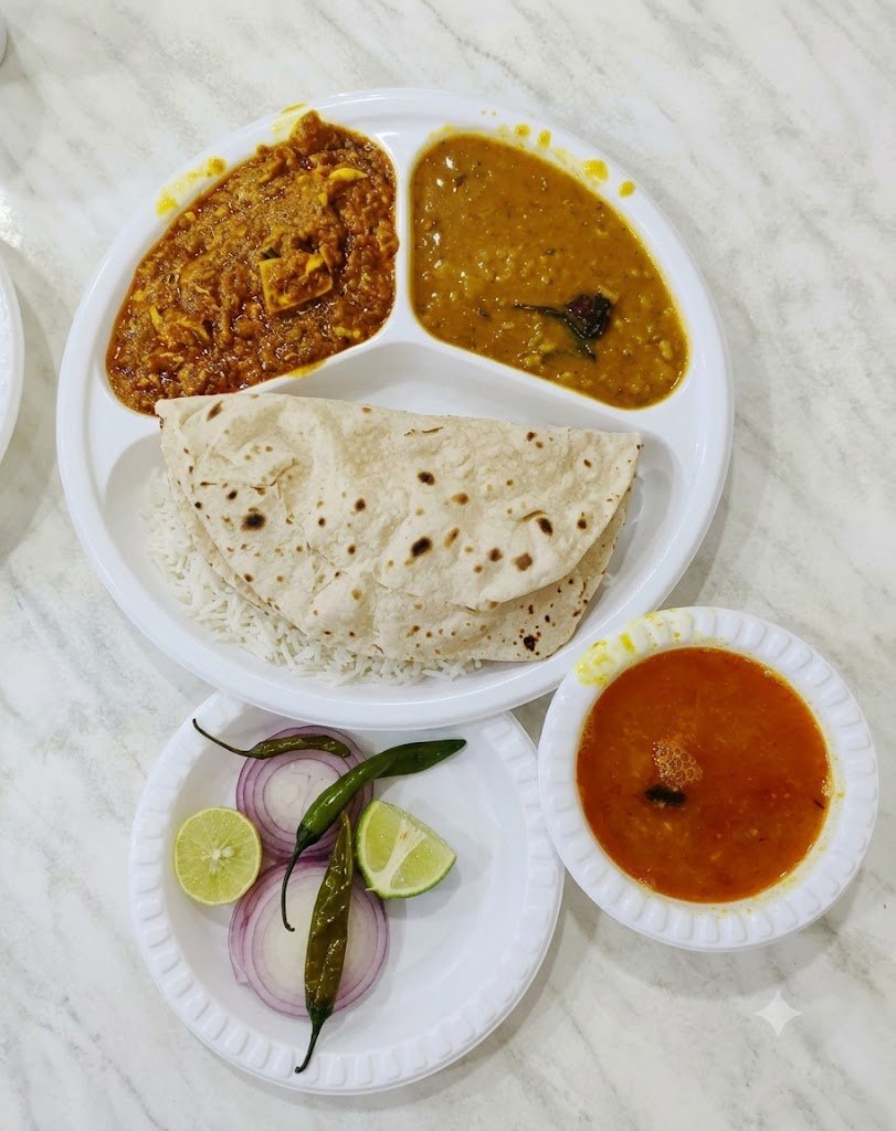 Traditional Vegetarian Food at Geetar Restaurant